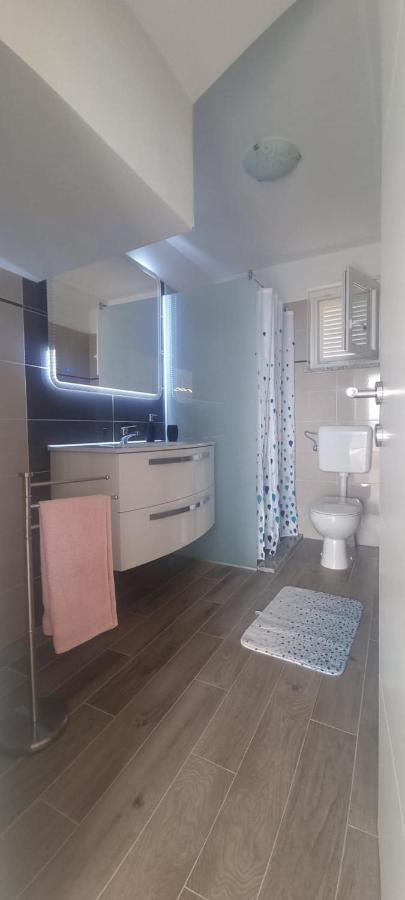 Apartmani Lanterna Кърк Екстериор снимка